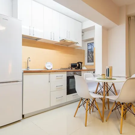 Scenic With Boulevard Views *