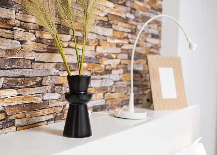 Scenic With Boulevard Views Apartman