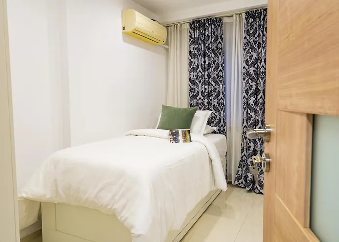 Scenic With Boulevard Views Apartman Bukarest