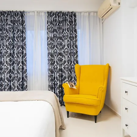 Appartement Scenic With Boulevard Views