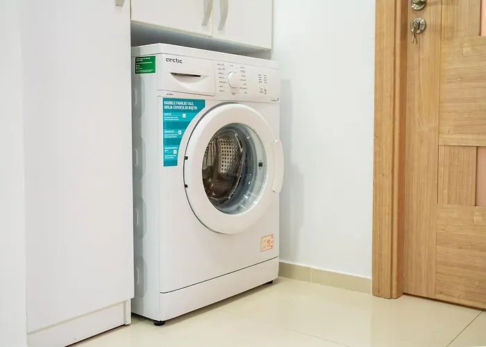 Апартаменти Scenic With Boulevard Views *